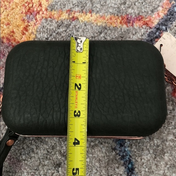 Street Level Clutch / Crossbody - Picture 7 of 10